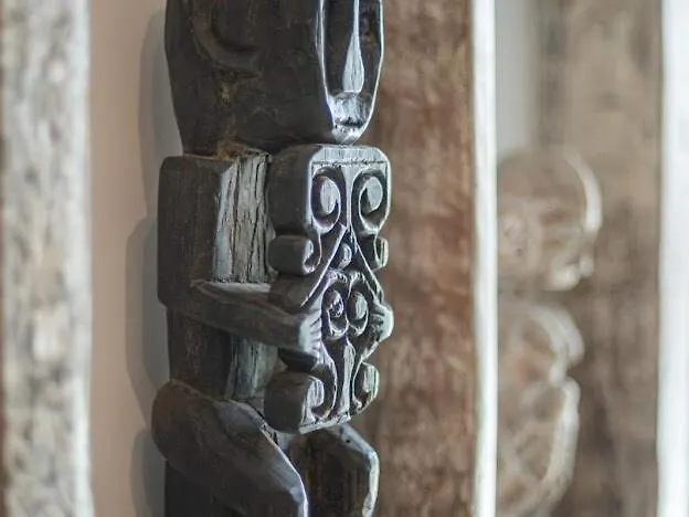Pabuan Art, Private & Cultured *