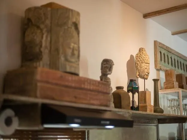 Villa Pabuan Art, Private & Cultured