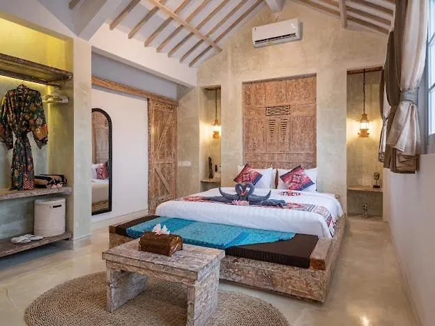 Pabuan Art, Private & Cultured Villa